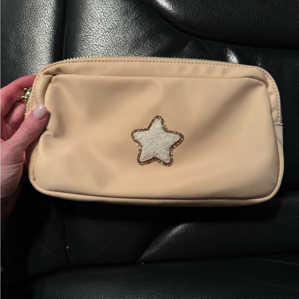Stoney Clover Small Pouch in Sand